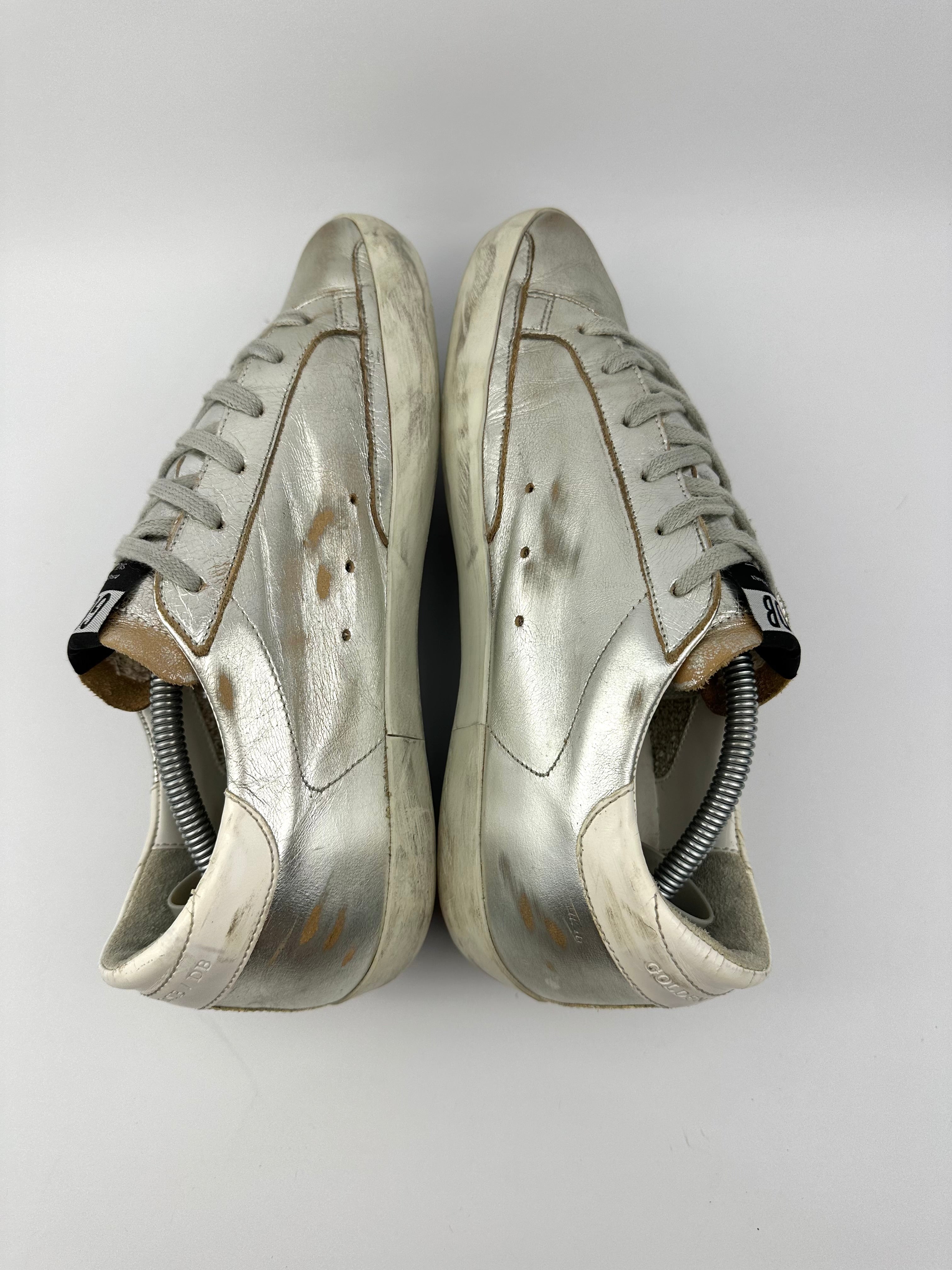 Golden Goose superstar T38