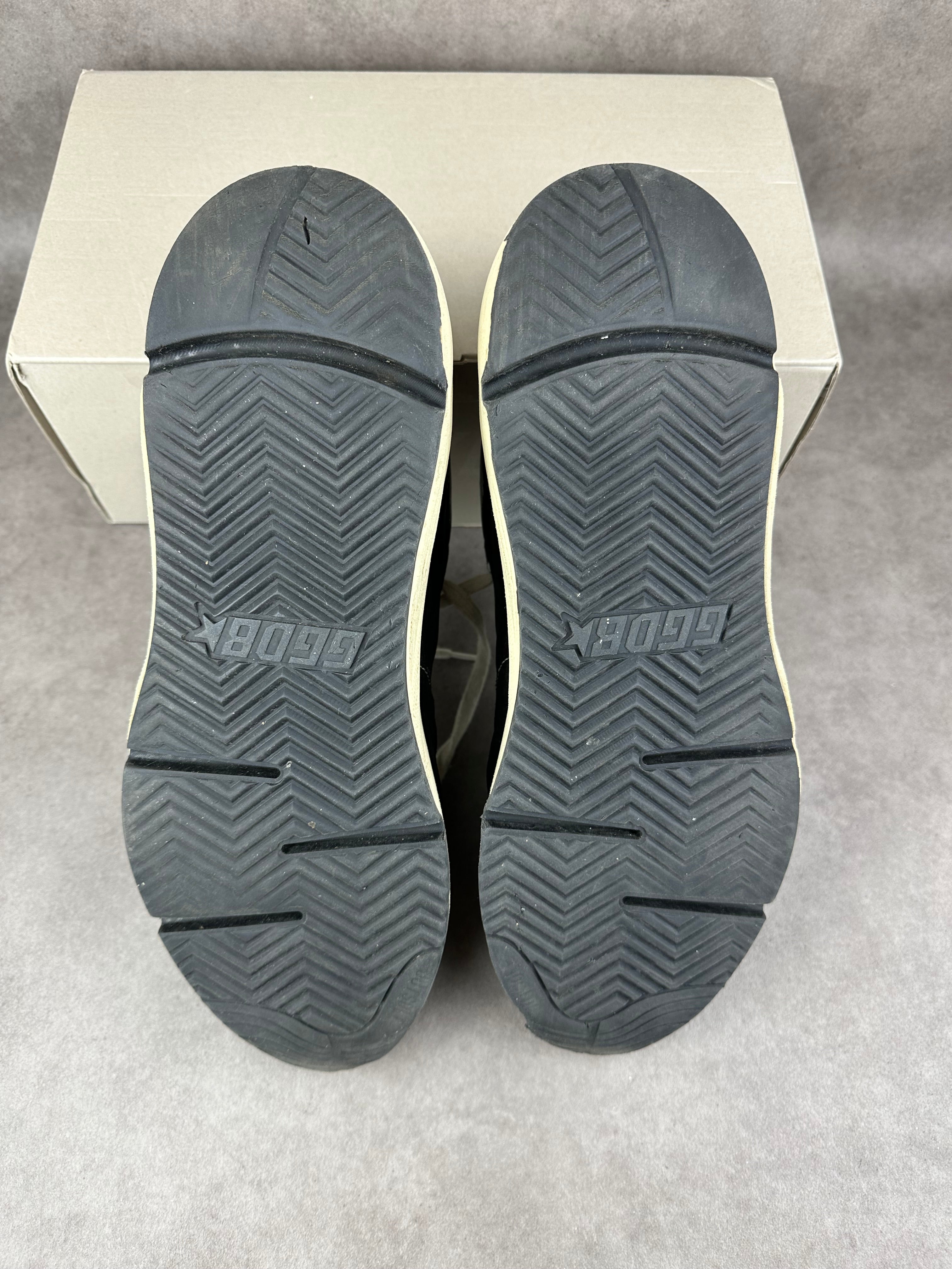 Golden Goose Running sole noire T47-001