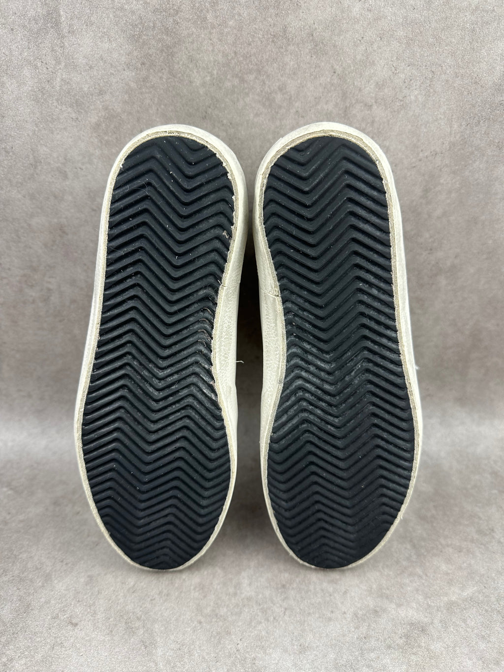 Golden Goose superstar T36