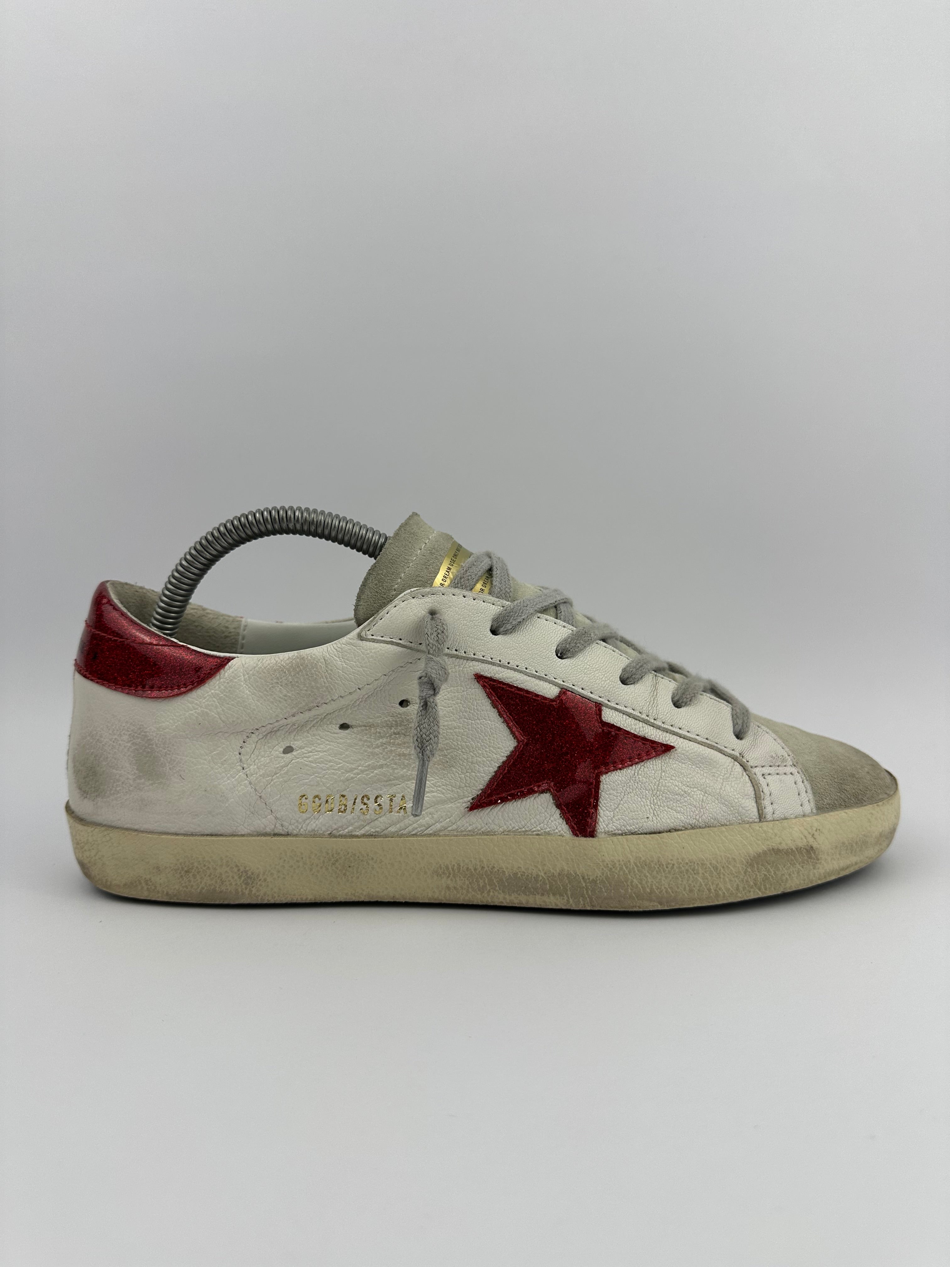 Golden Goose superstar Red T40
