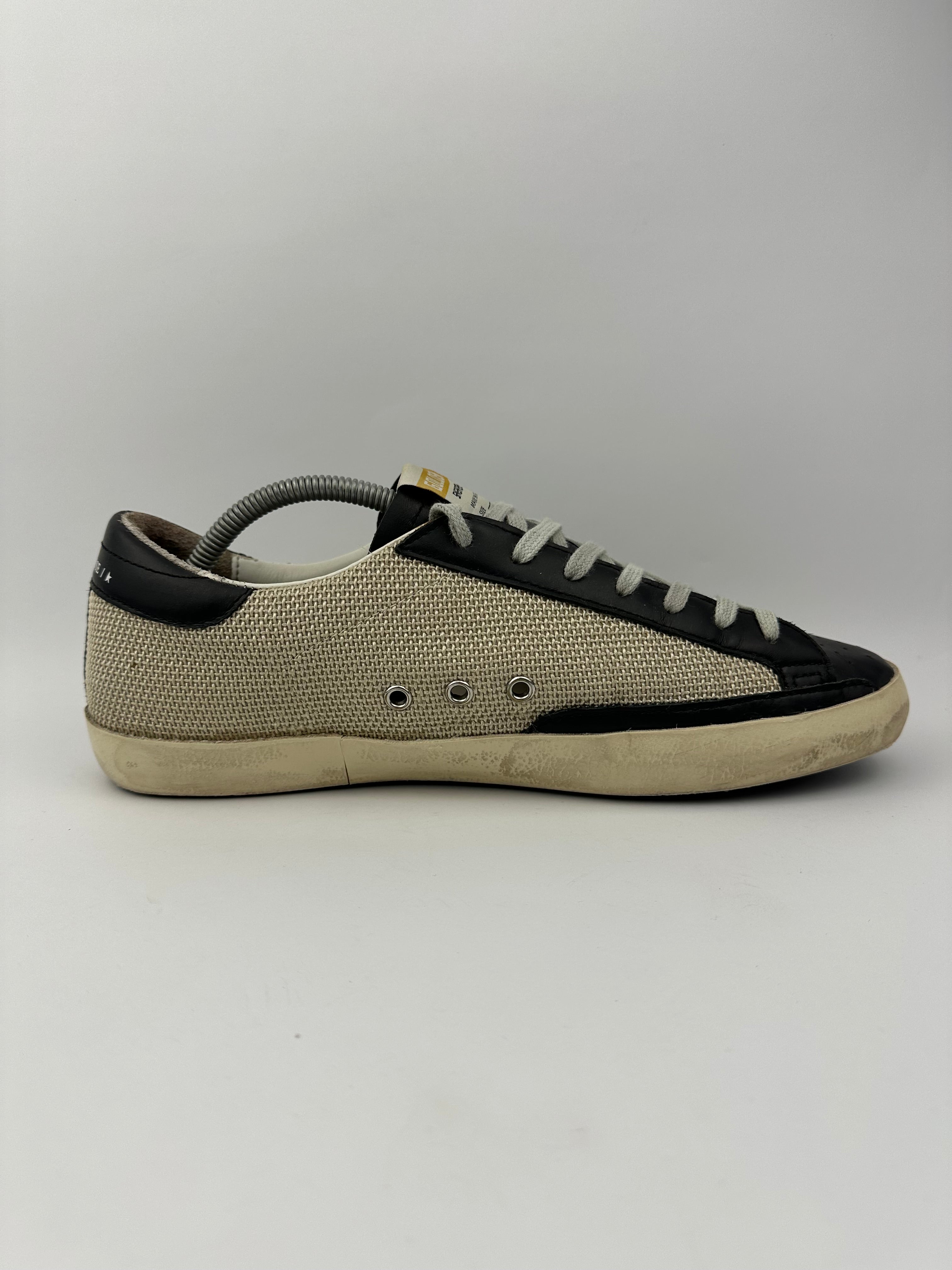 Golden Goose Superstar T44
