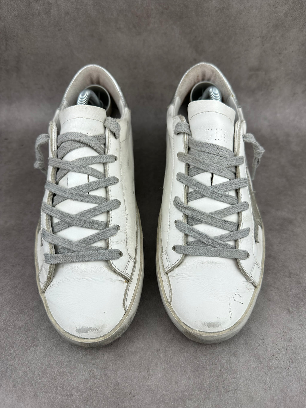 Golden Goose superstar T36