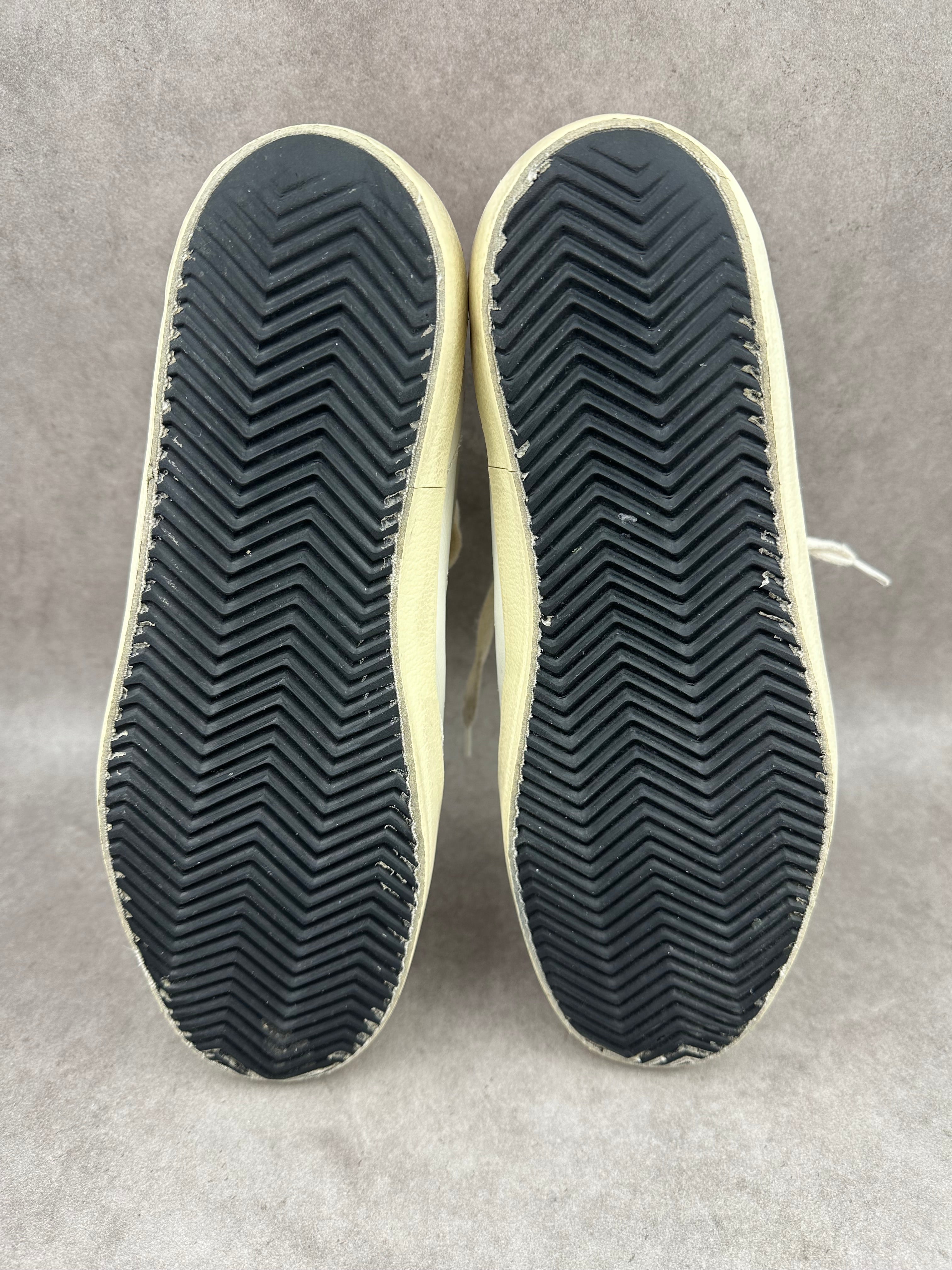 Golden Goose superstar T39