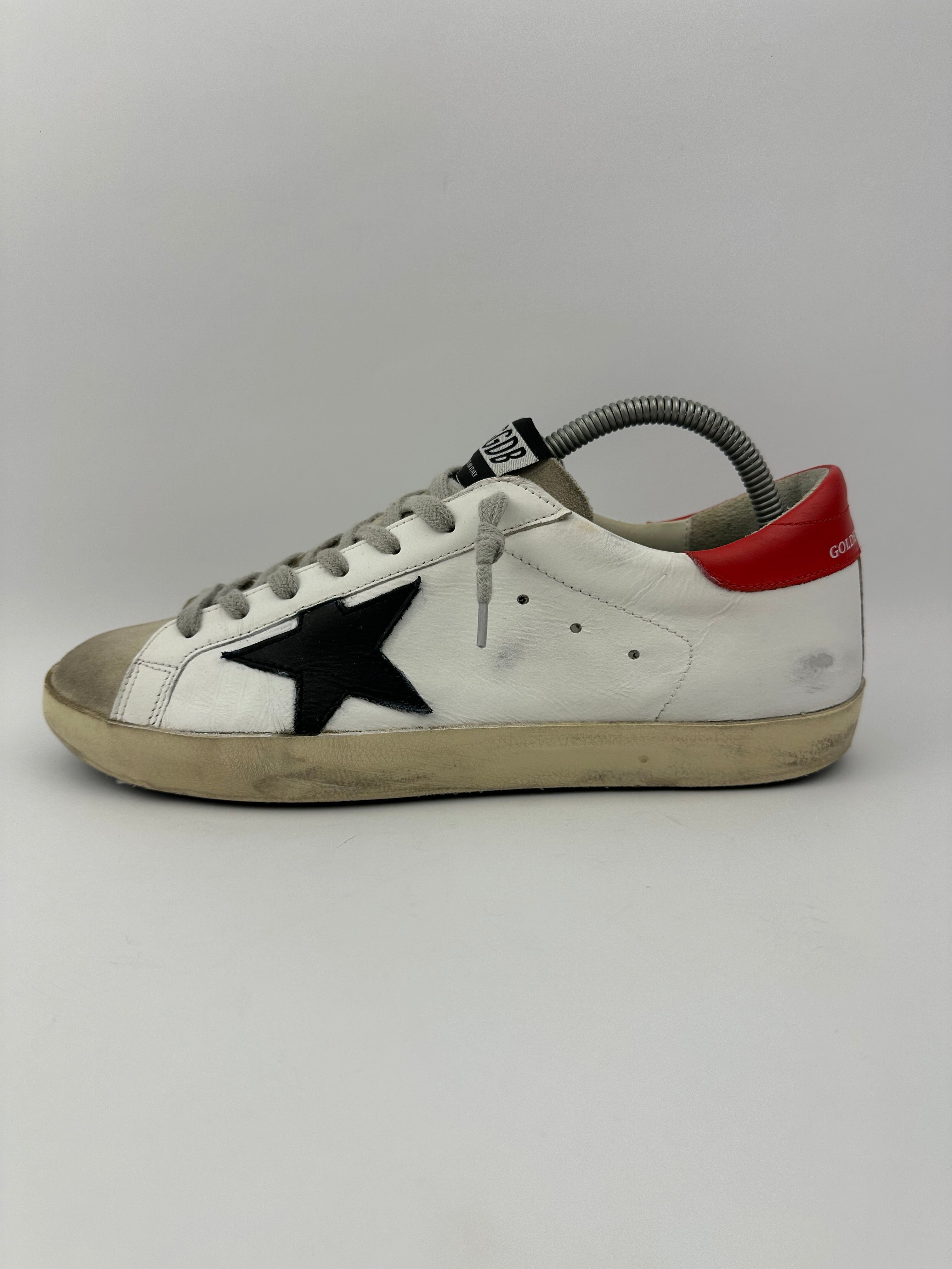 Golden Goose superstar T41