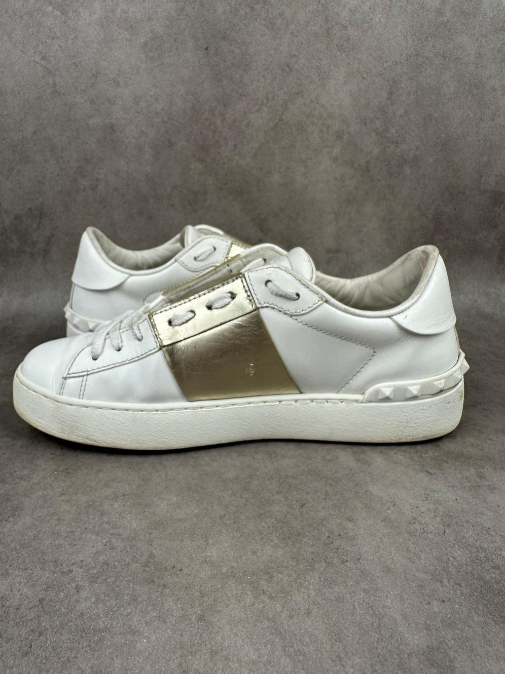 Valentino open doré T37