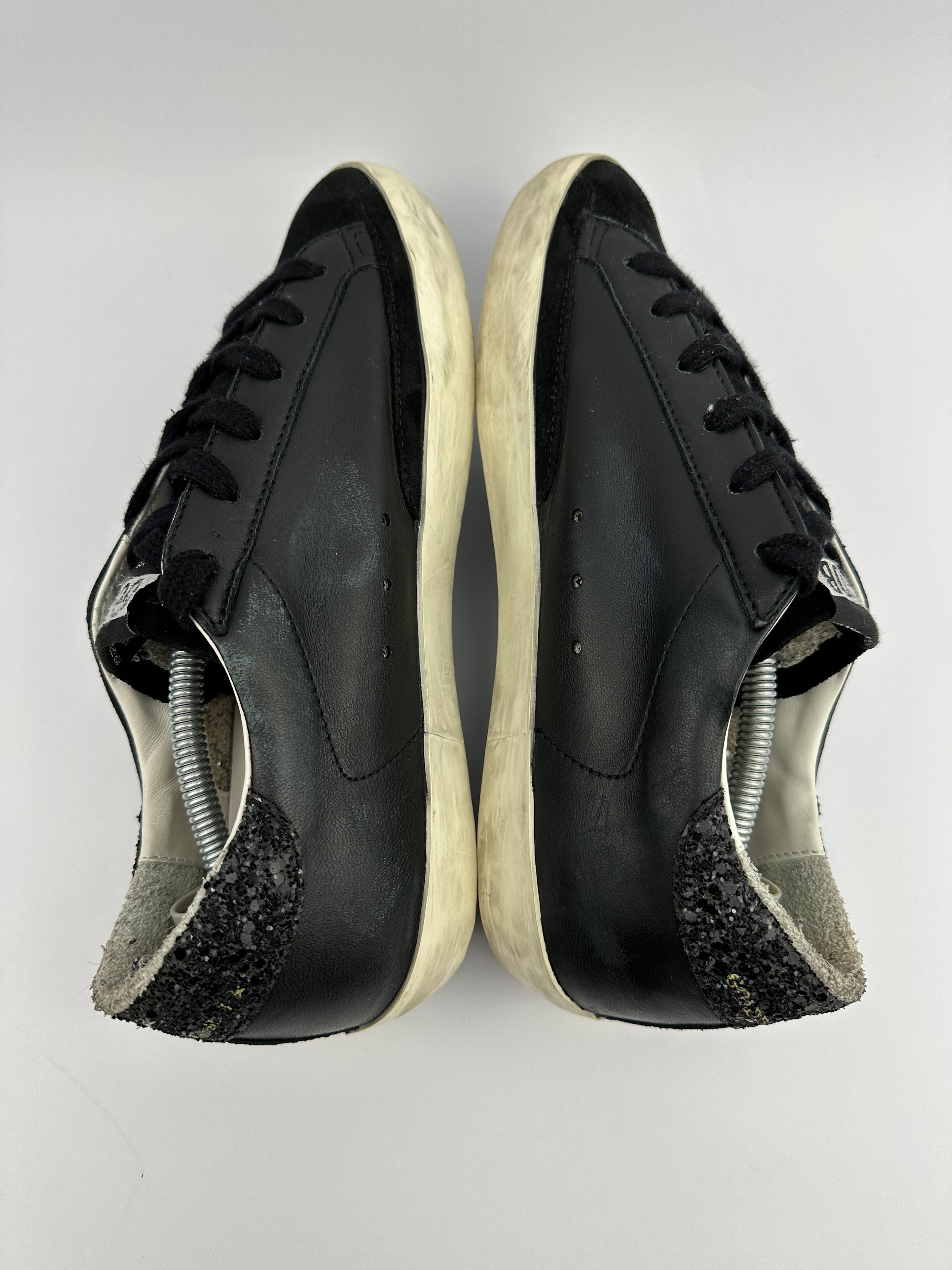 Golden Goose Superstar Noire T39