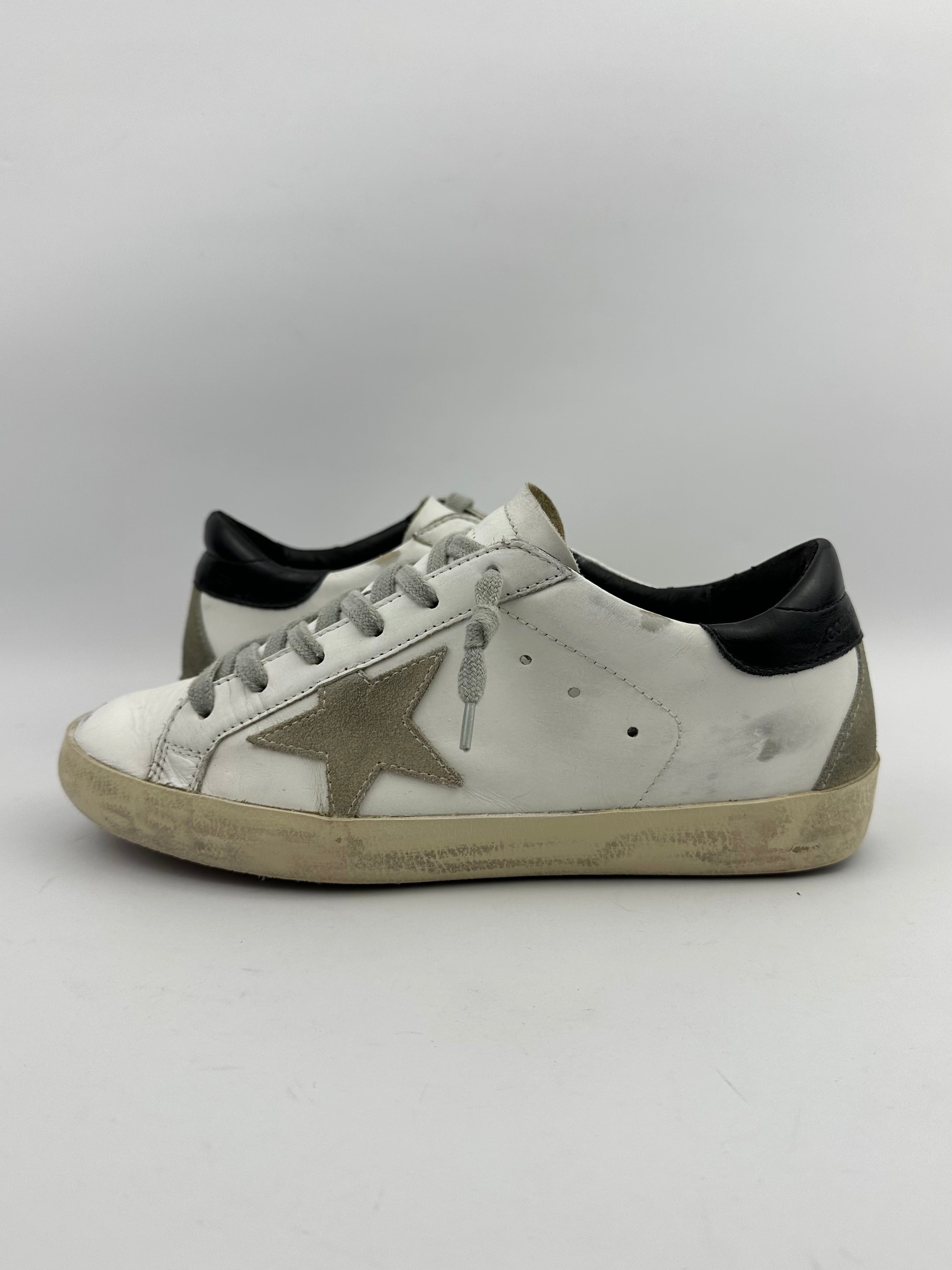 Golden Goose Superstar T36