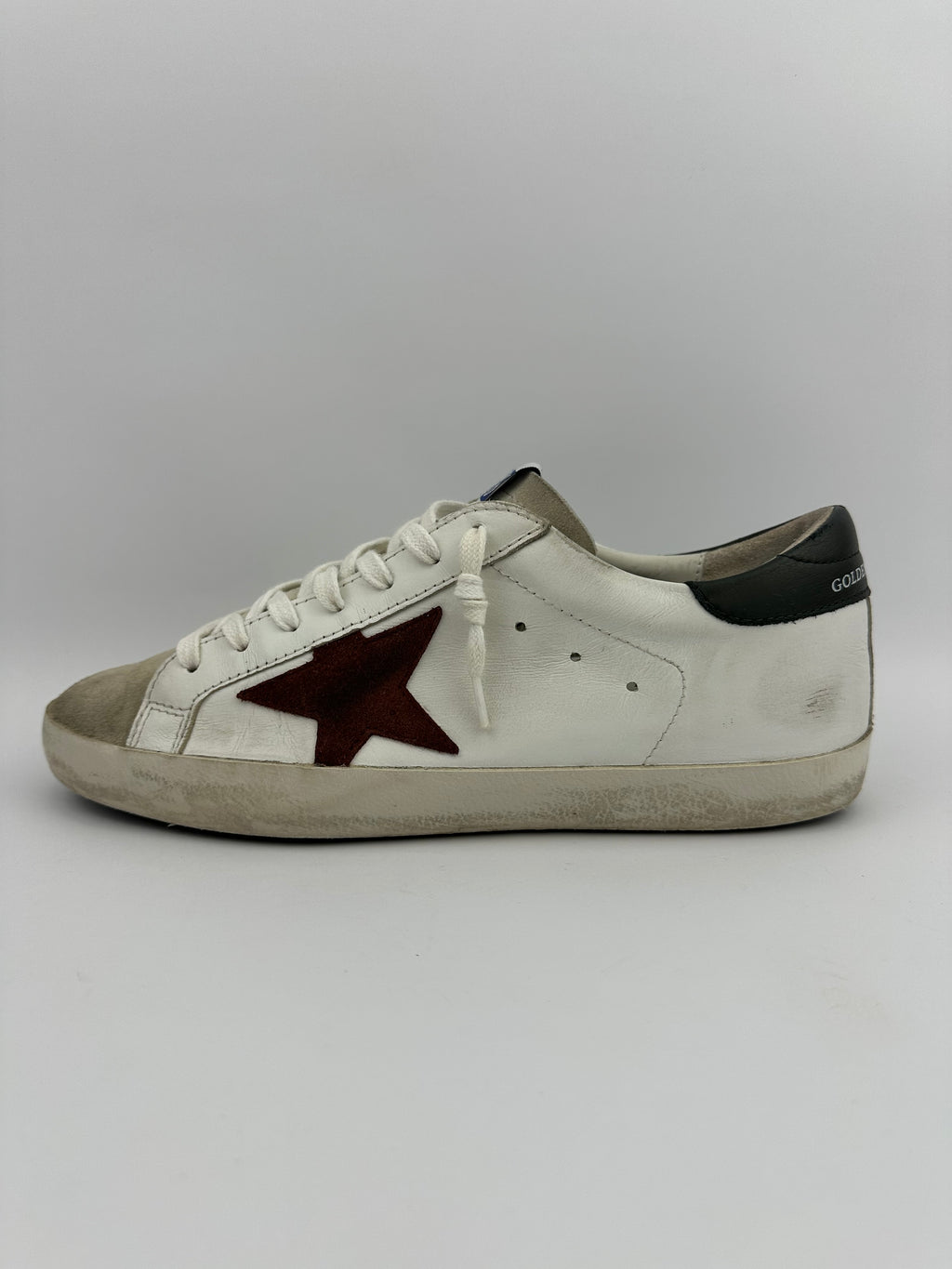 Golden Goose Superstar T39