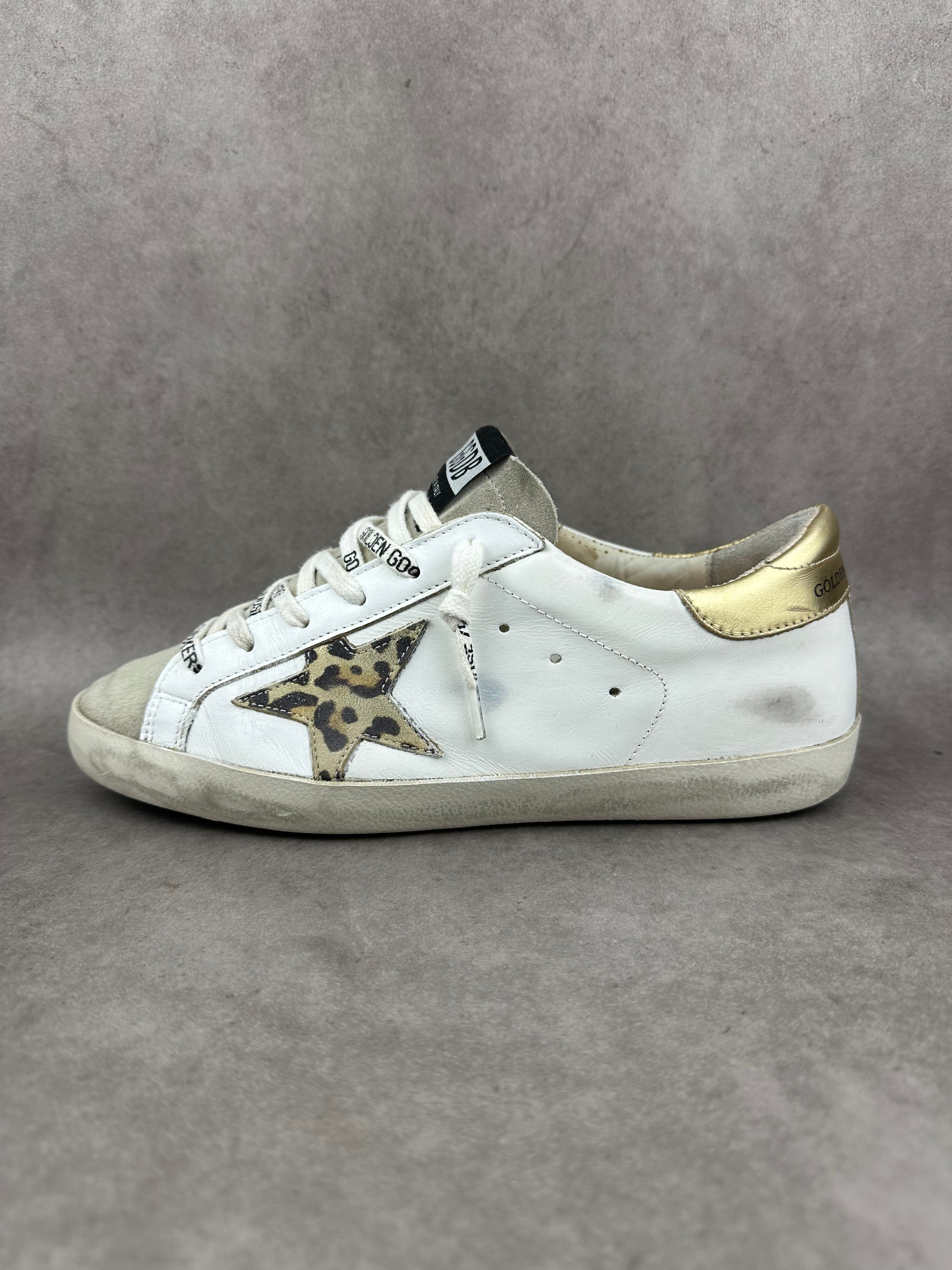 Golden Goose Superstar doré T37