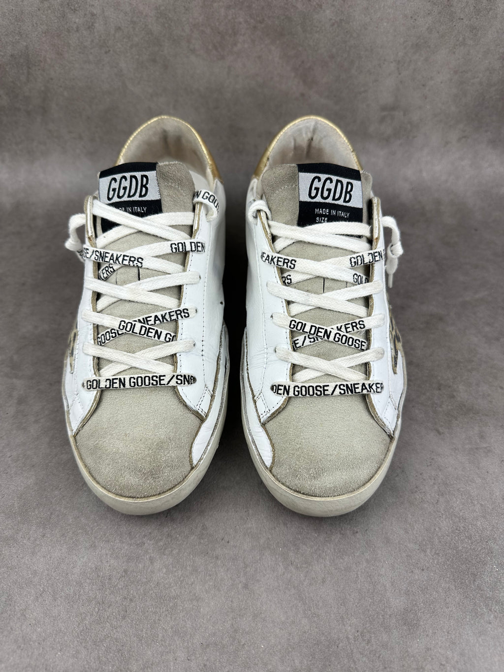 Golden Goose Superstar doré T37