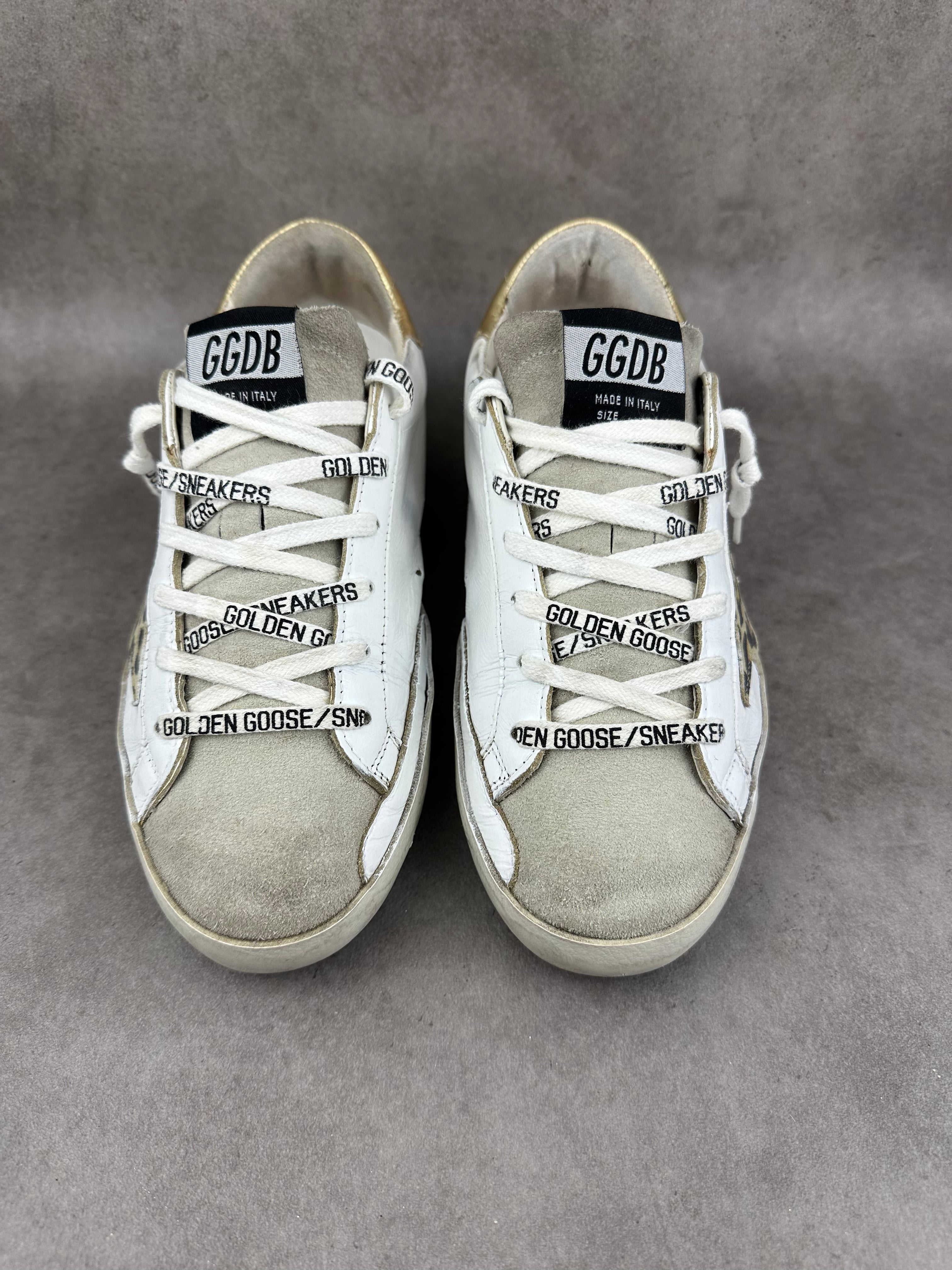 Golden Goose Superstar doré T37