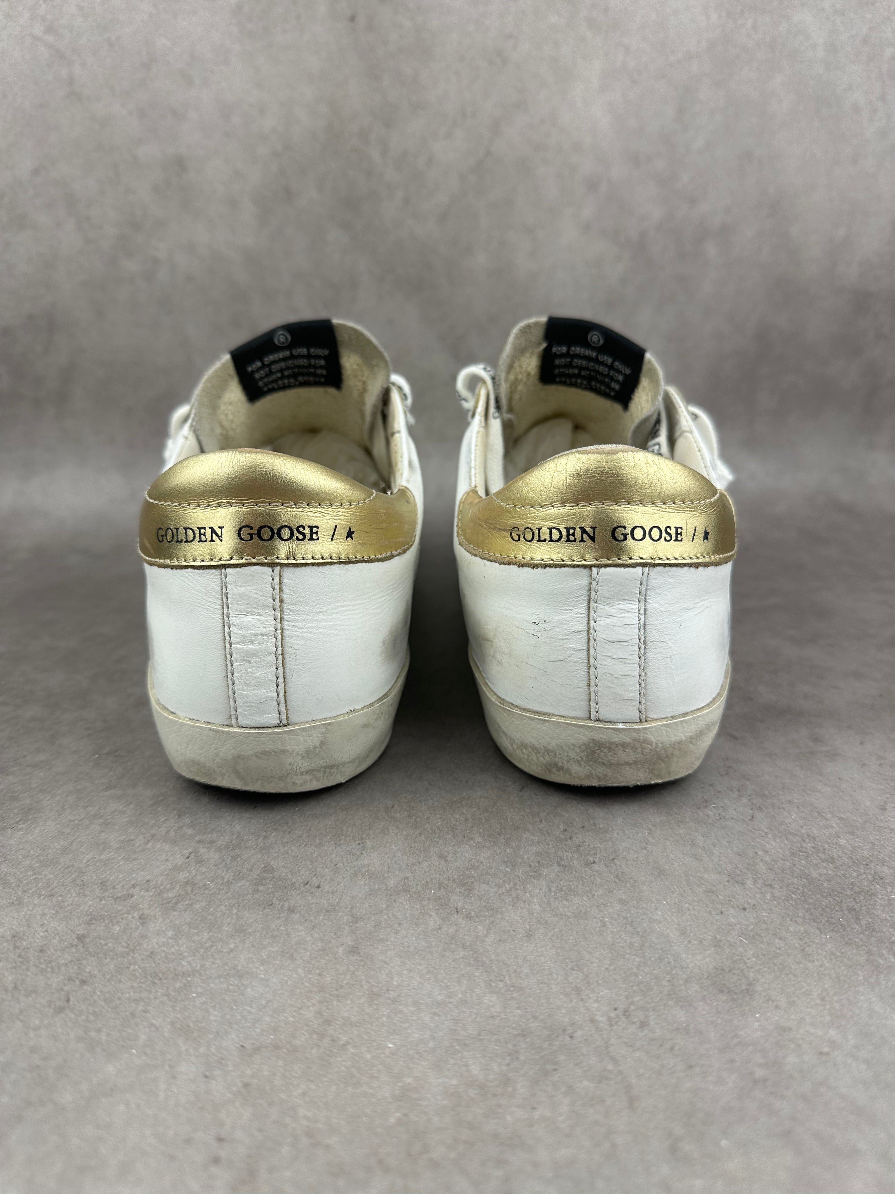 Golden Goose Superstar doré T37