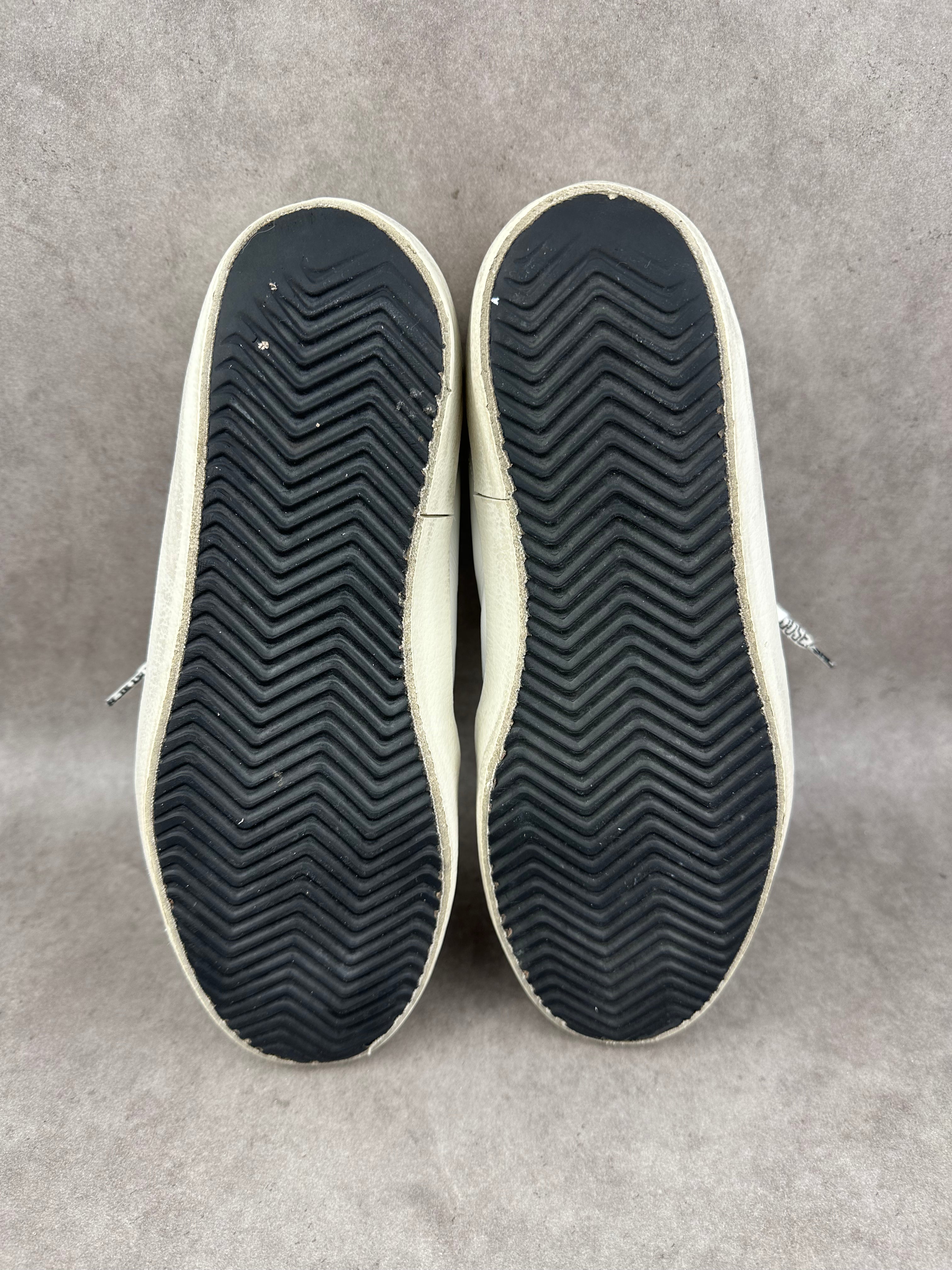 Golden Goose Superstar doré T37