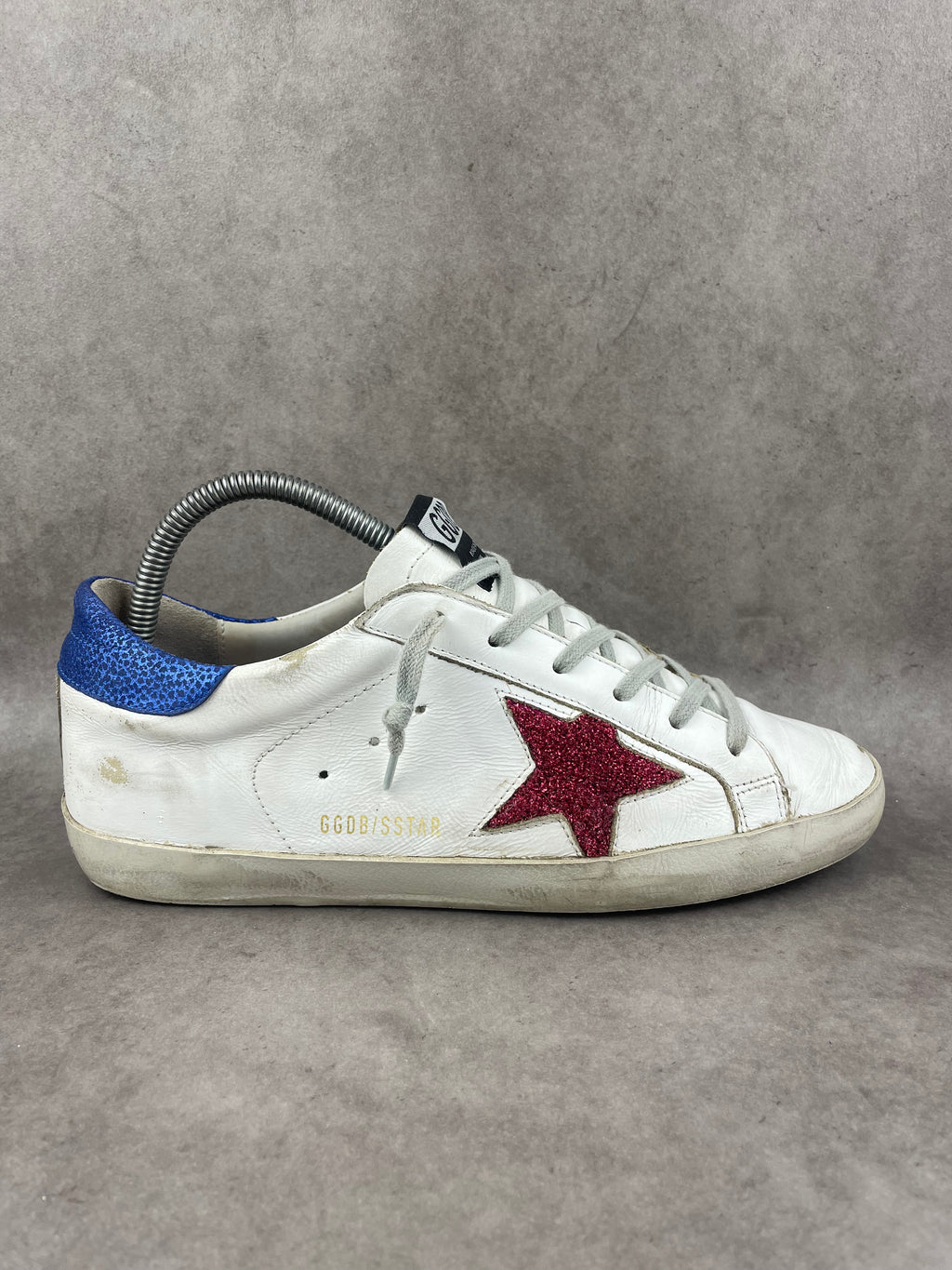 Golden Goose superstar étoile rouge T40