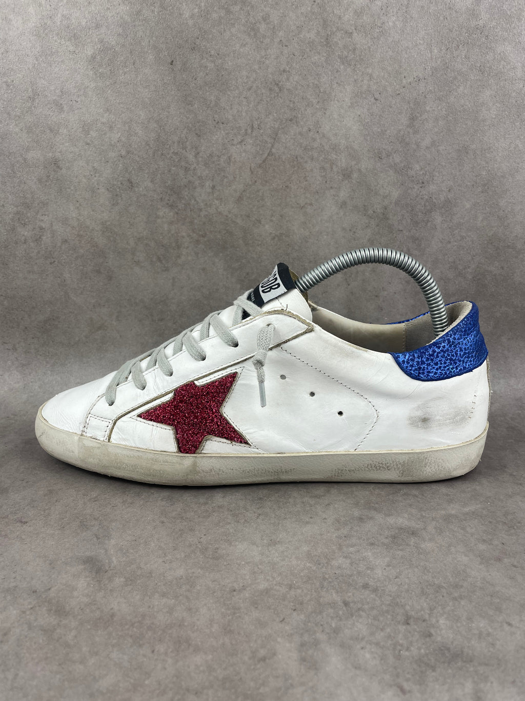 Golden Goose superstar étoile rouge T40