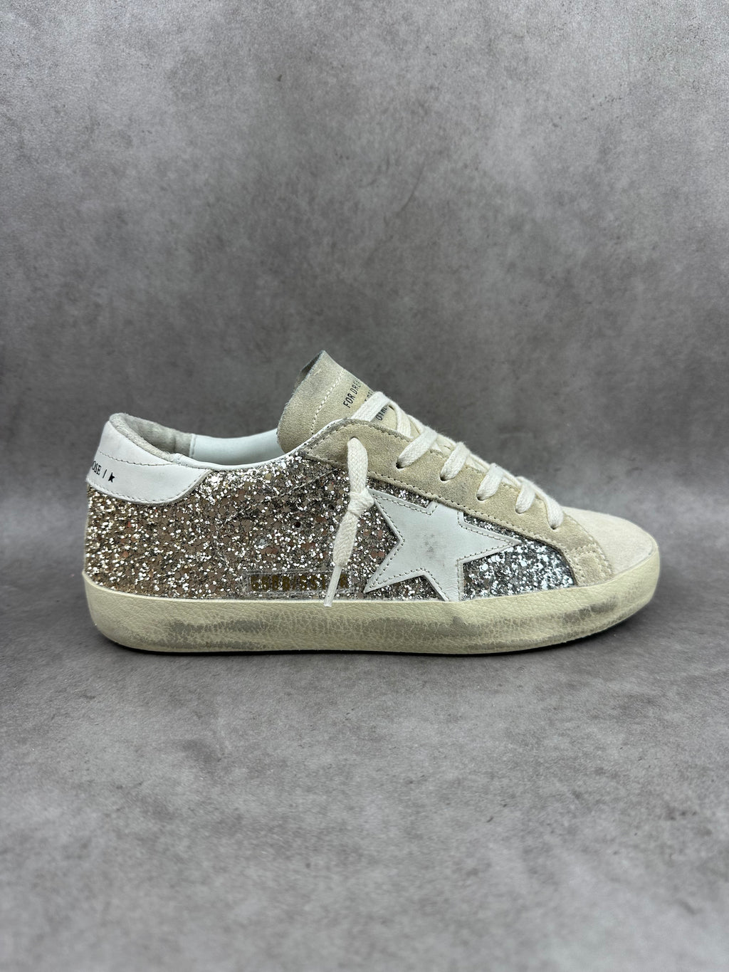 Golden Goose Superstar T35