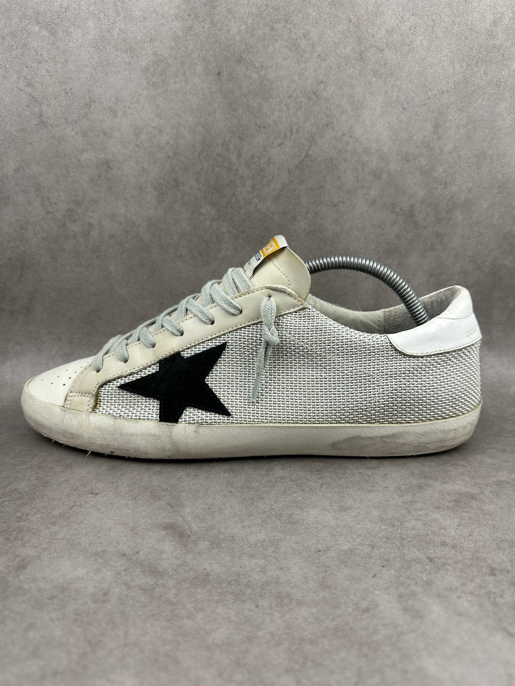 Golden Goose superstar T43